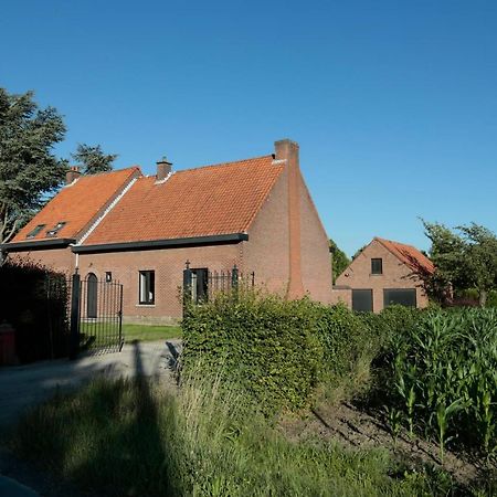 Huisje Van De Meentocht Rumst Экстерьер фото