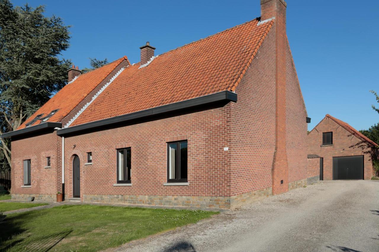 Huisje Van De Meentocht Rumst Экстерьер фото